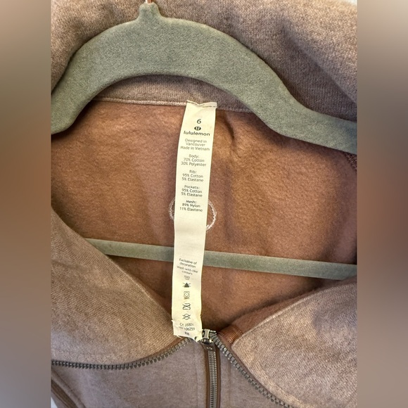 NWT Lululemon Radiant Jacket - Picture 7 of 7